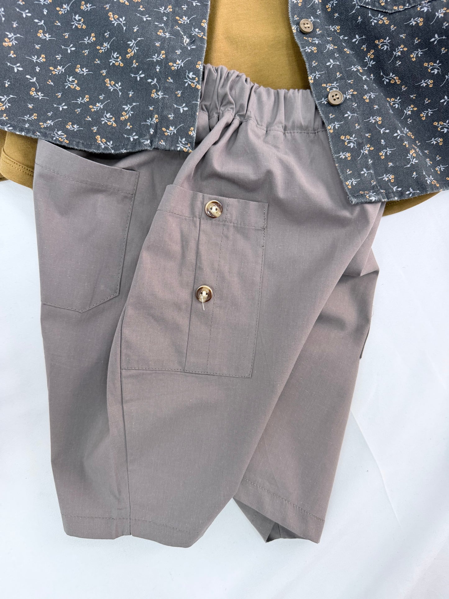 Bermuda estivo in cotone con tasche - due varianti grigio e marrone cod#056
