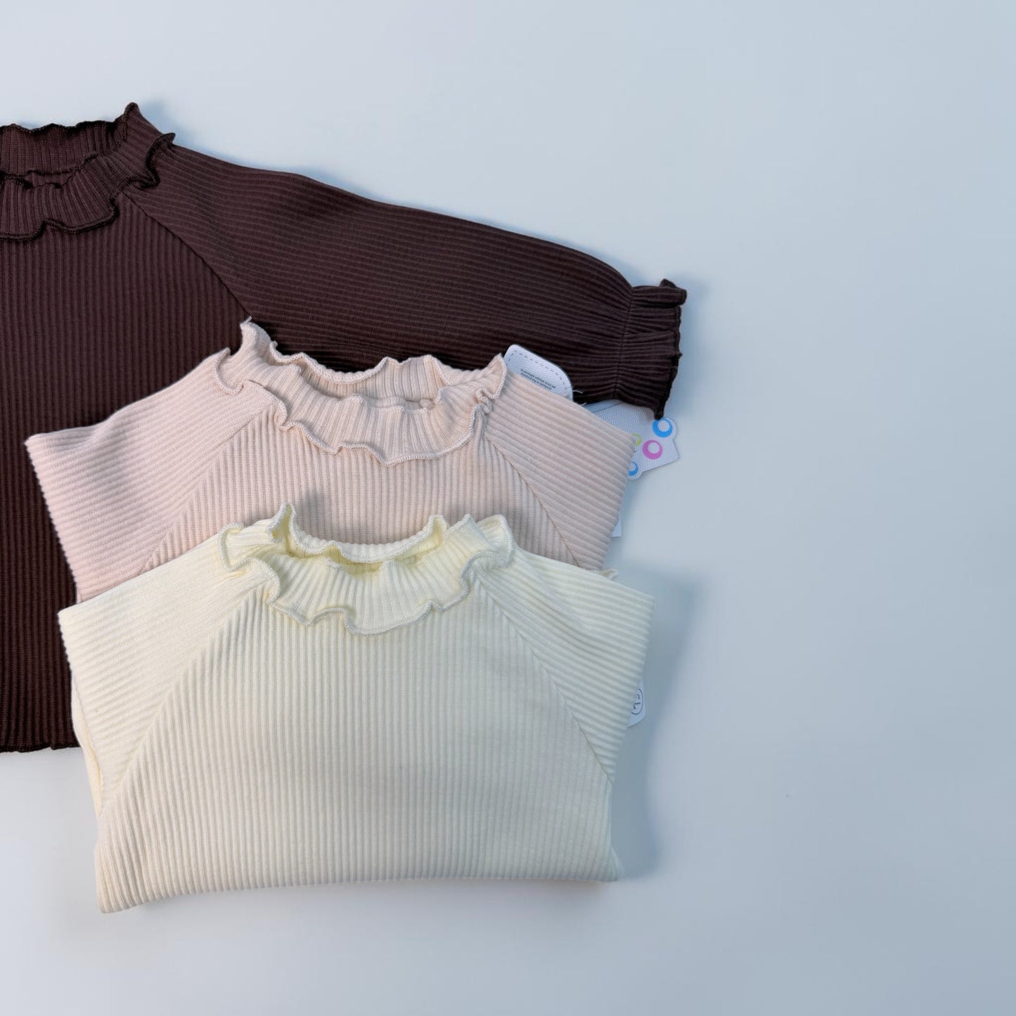 Maglietta in cotone a costine neonata/o – manica lunga con collo volant- cod#010