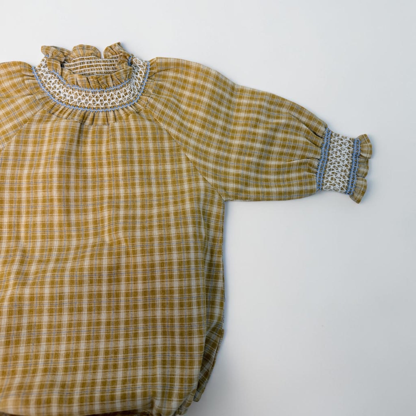 Pagliaccetto Baby Smock a Quadretti – Maniche Lunghe con Collo Arricciato cod#013