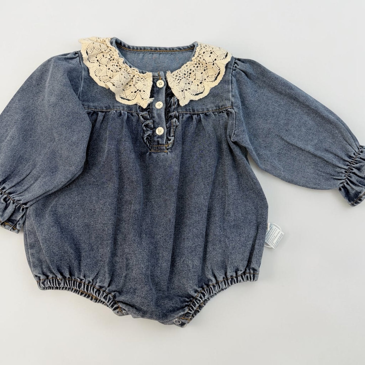 Pagliaccetto bimba in denim con colletto in pizzo – stile romantico cod#018